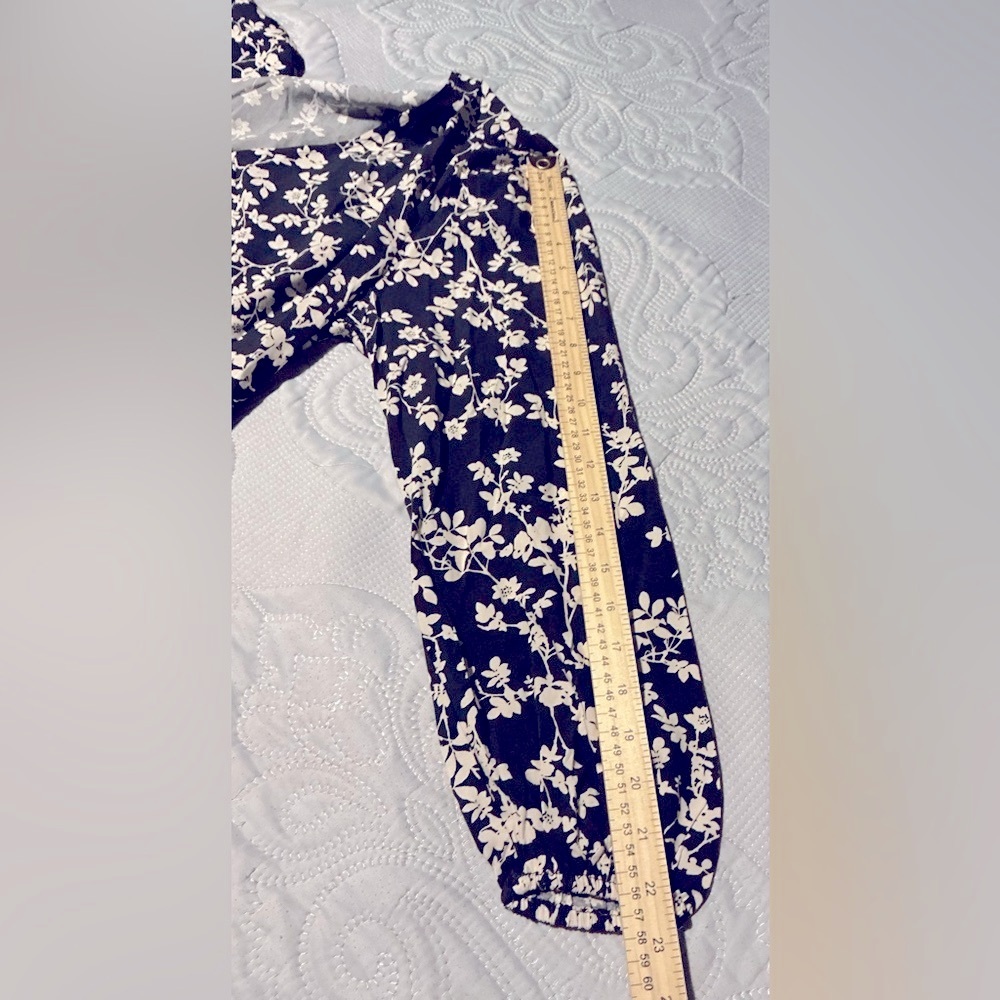 Floral Old Navy White and Gray Long Sleeve Sundress sz L - Picture 6 of 8
